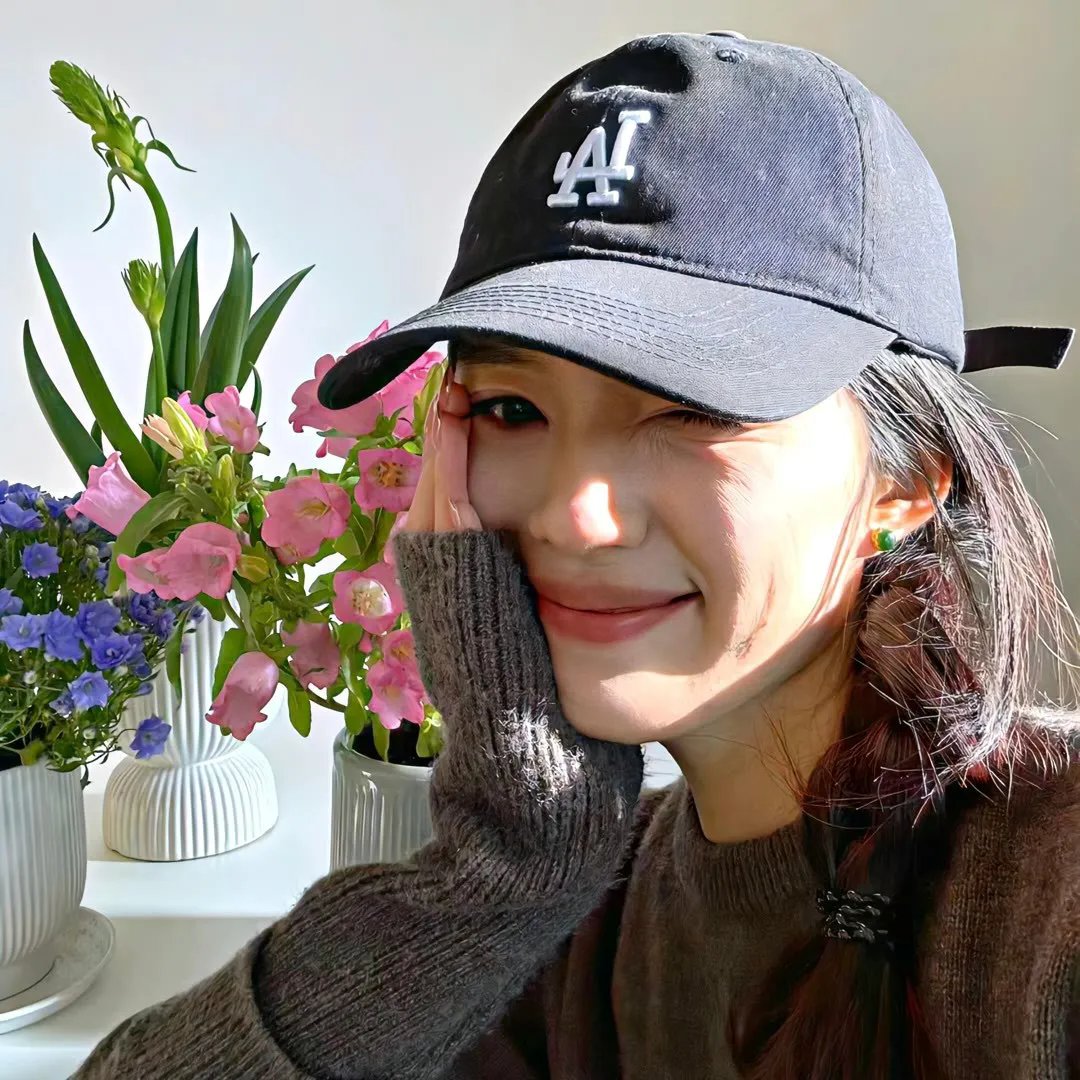 他朝那边走了